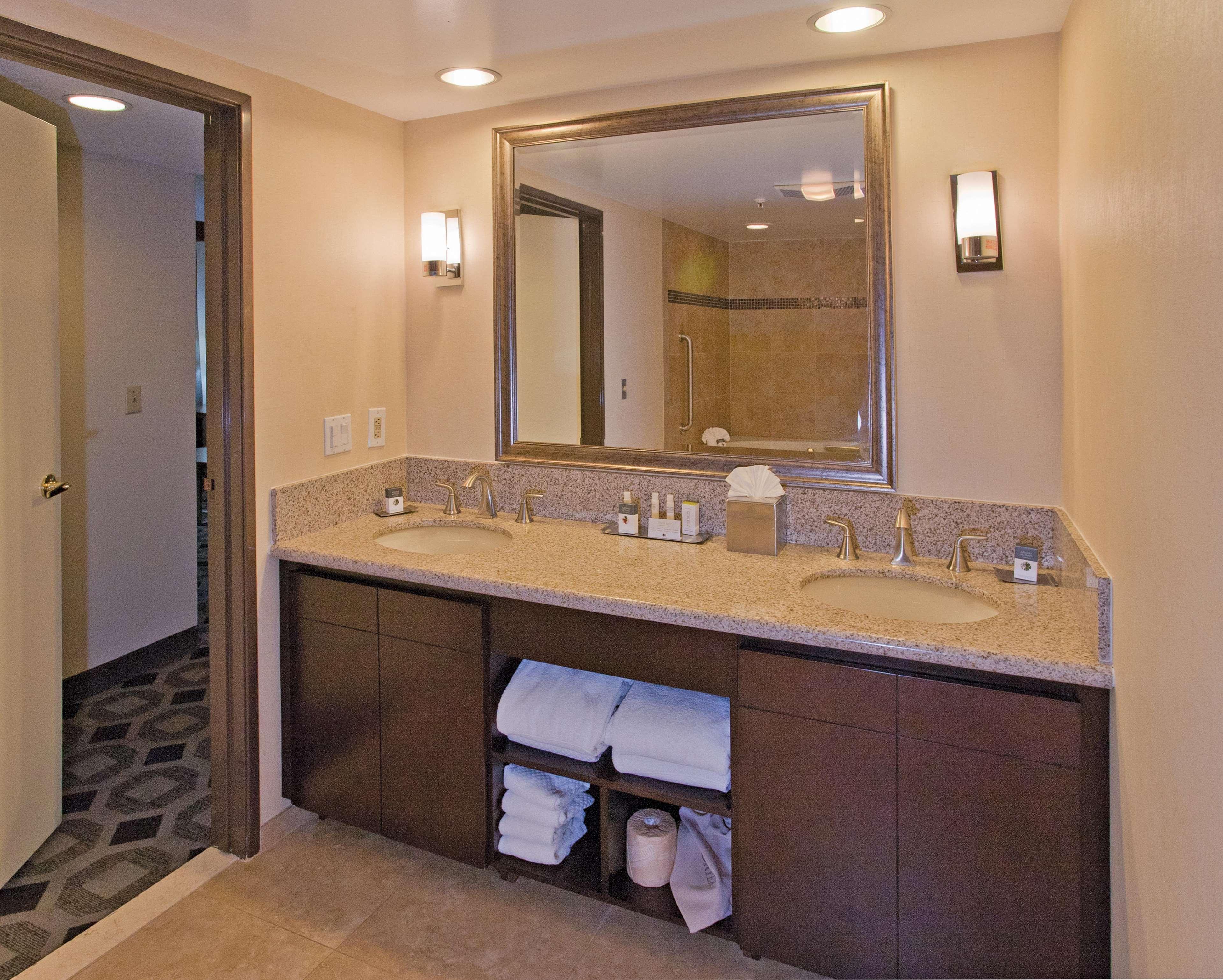 Doubletree By Hilton Rosemead Hotel Luaran gambar